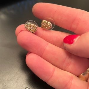 KENDRA SCOTT GOLD EARRINGS